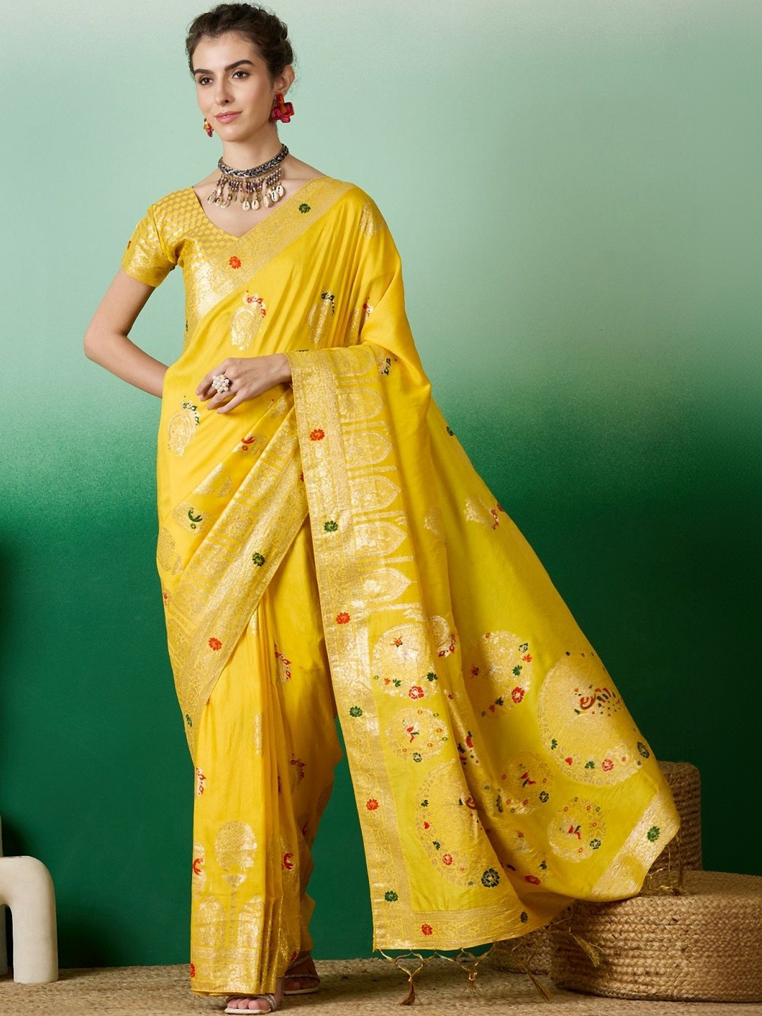 DWIJA FASHION Ethnic Motifs Zari Banarasi Saree With Rich Zari Work And Contrast Border