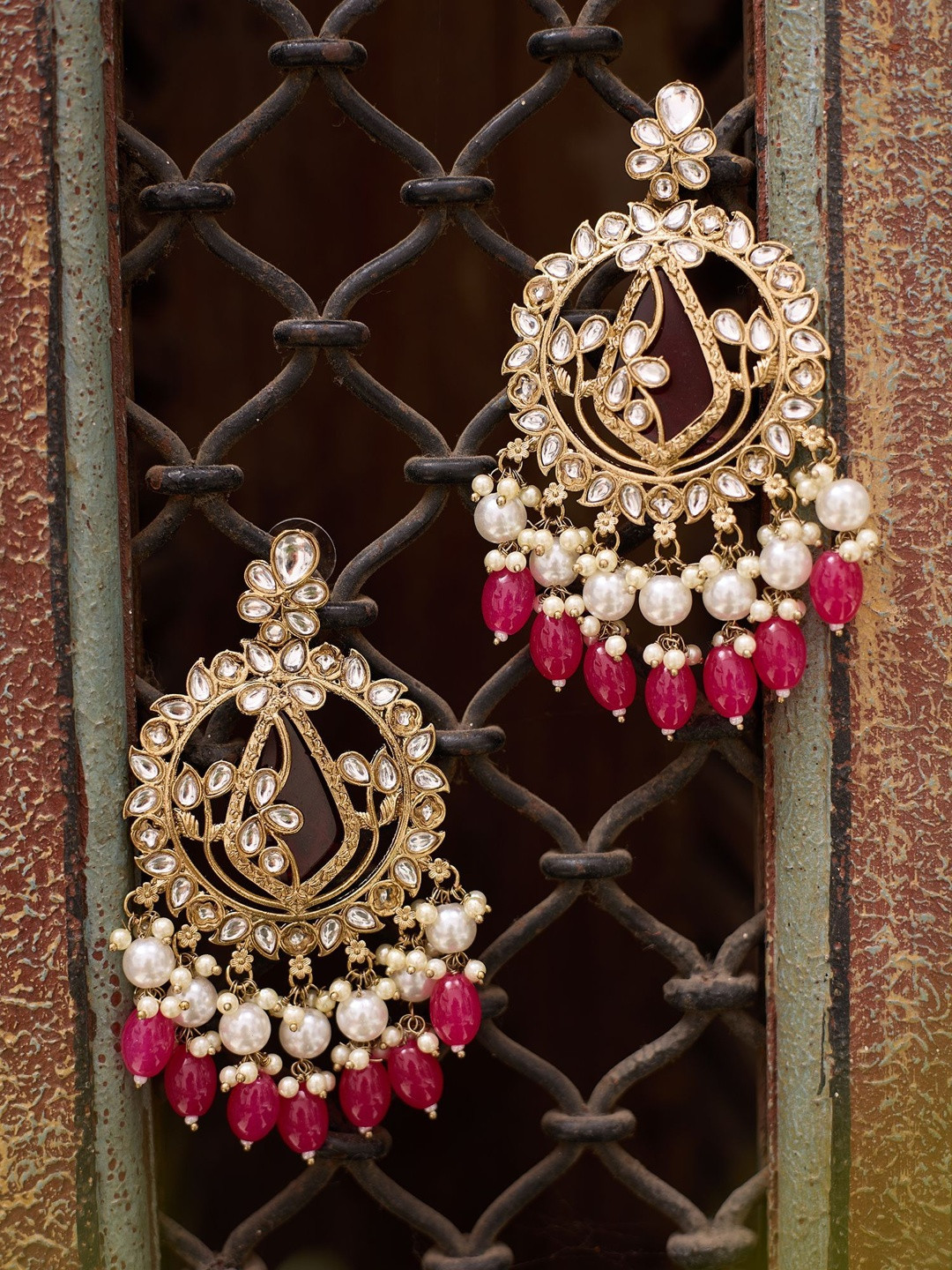 Women Click Circular Drop Earrings