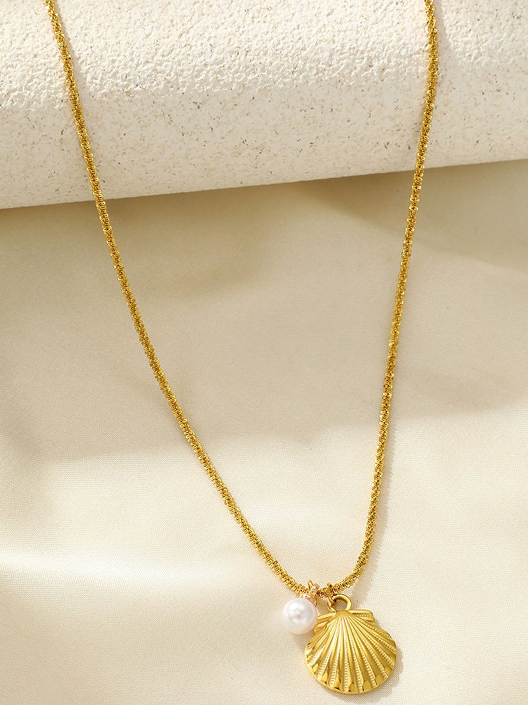 Just Lil Things Pearls Beaded Minimal Chain