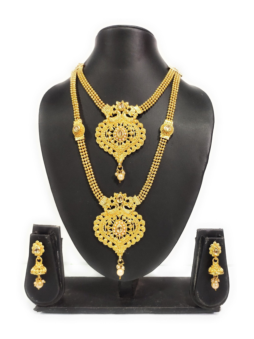 Women Click Gold-Plated Artificial Stoned-Studded Jewellery Set