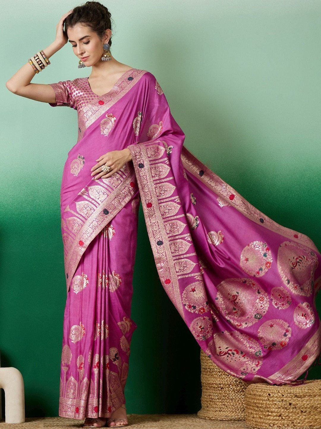 DWIJA FASHION Floral Woven Design Zari Banarasi Saree & Rich Zari Work And Contrast Border