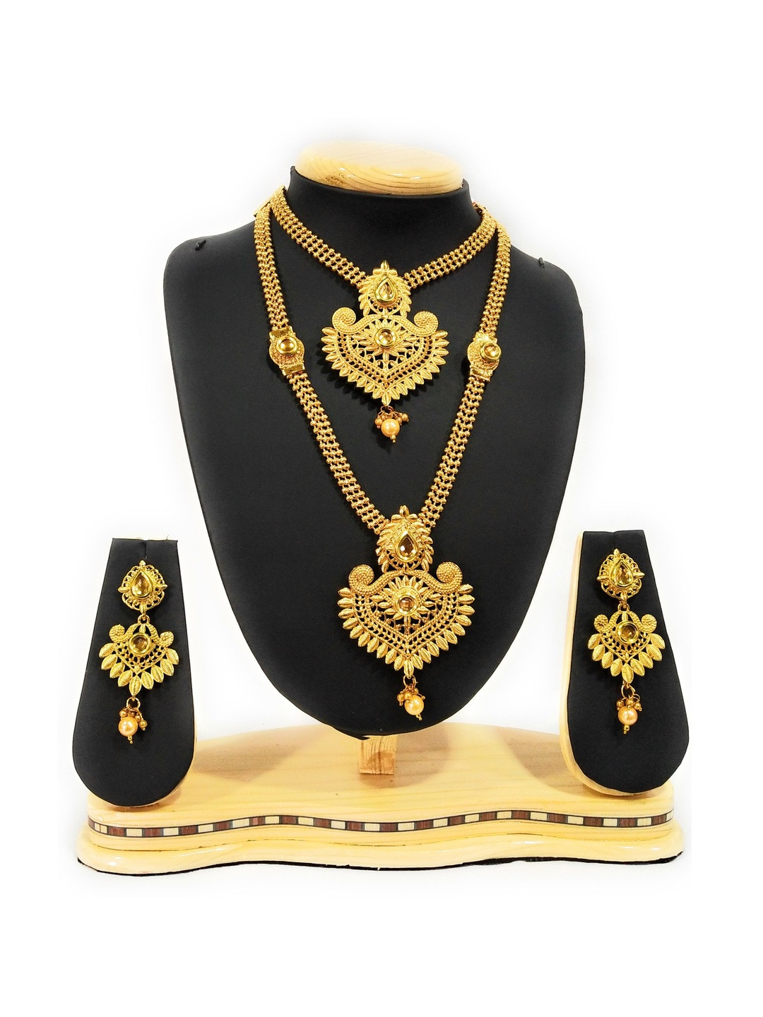 Women Click Gold-Plated Necklace & Earrings Set