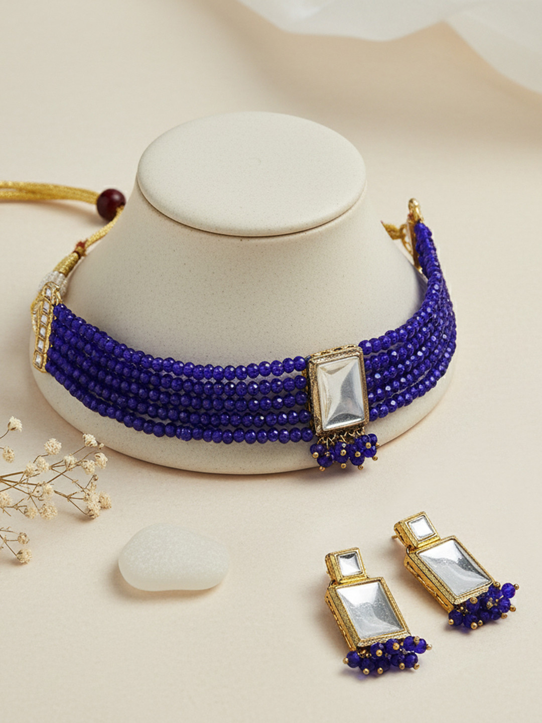 KARATCART Blue-Toned & Gold-Plated Kundan Studded Handcrafted Jewellery Set