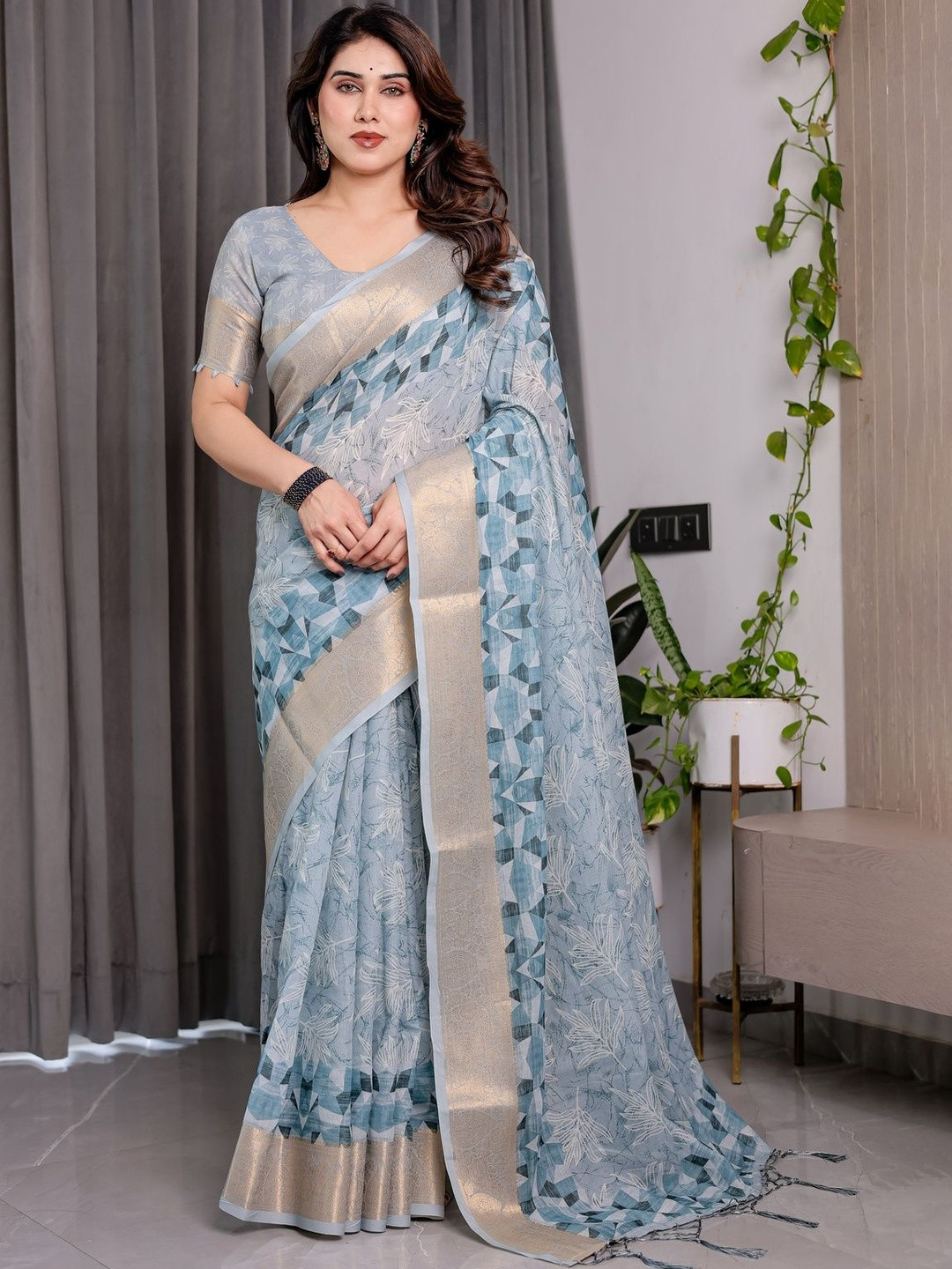 ALMAARI FASHION Geometric Printed Pure Cotton Jamdani Saree And Unstitched Blouse