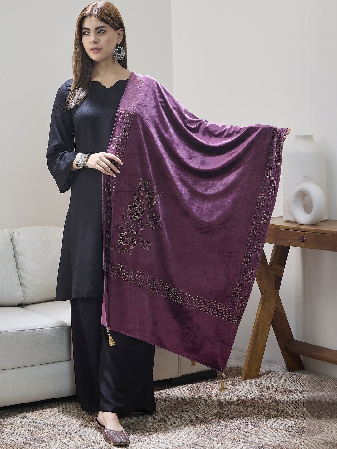 InWeave Women Floral Woven Design Velvet Shawl
