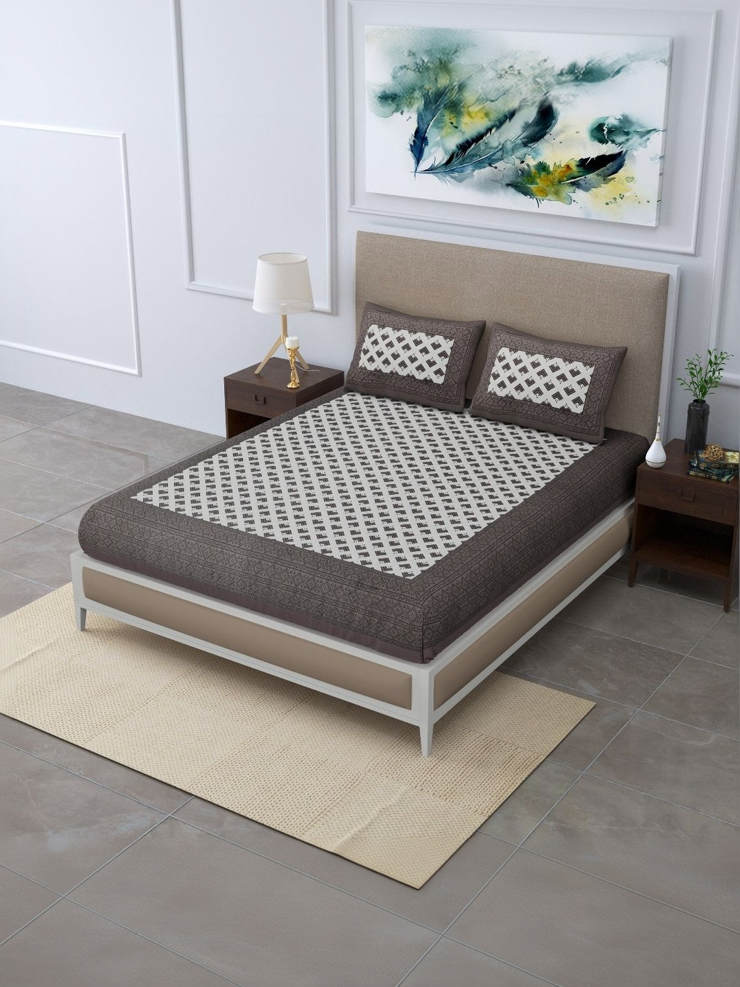 MILAAV Brown Geometric 144 TC Bedsheet with 2 Pillow Covers