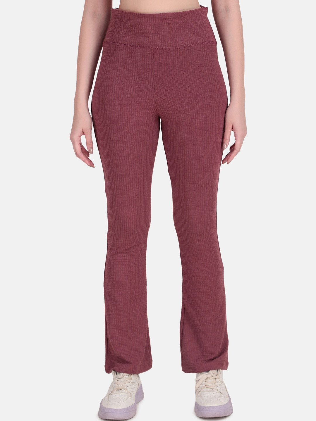 Wearjukebox Women Relaxed Fit Ribbed Whisper Tights