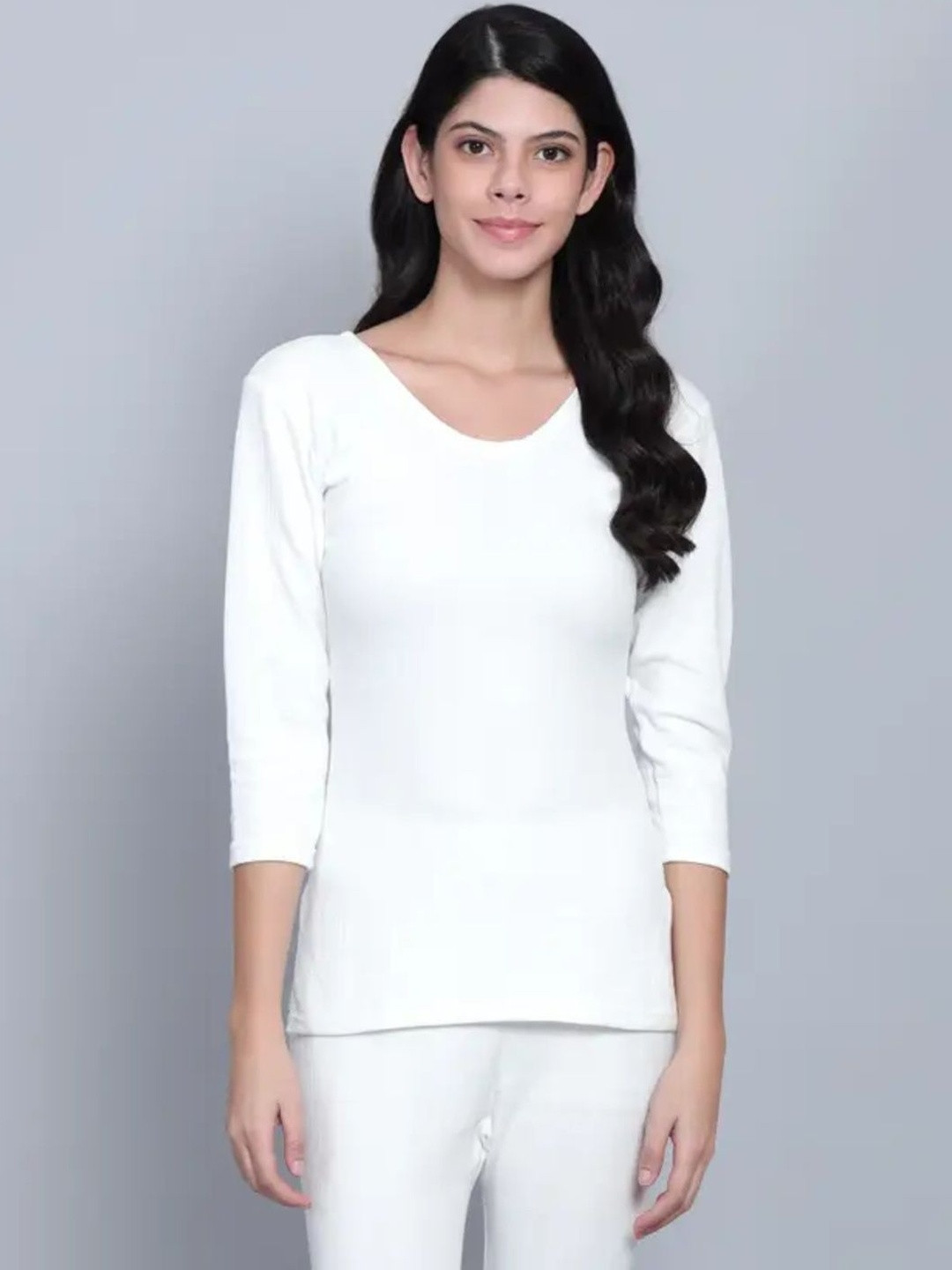 WONDERFIRST Women Round-Neck Thermal Tops