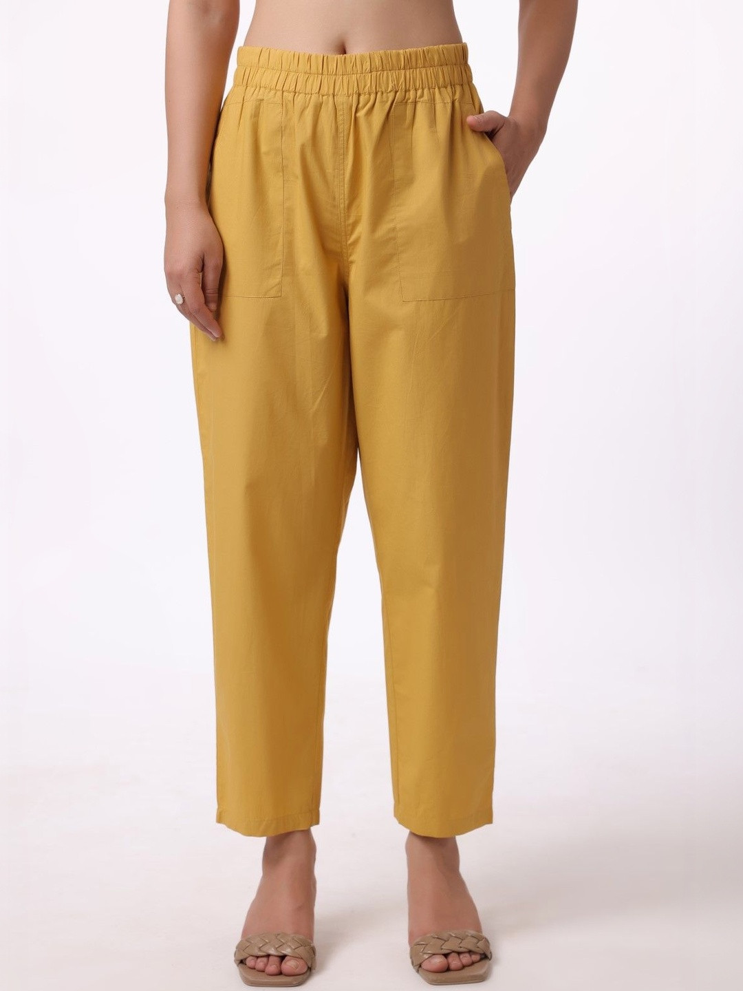 MUUN Women Relaxed Trousers