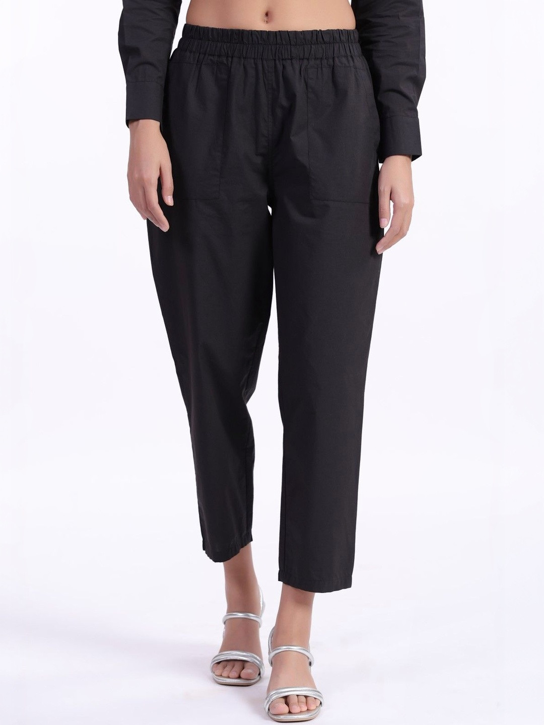 MUUN Women Relaxed Trousers