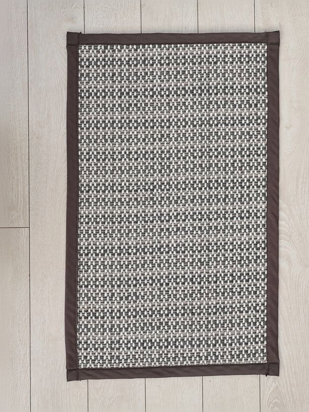 Ariana Grey & White Self Design 1780 GSM Cotton Anti-Skid Bath Rugs