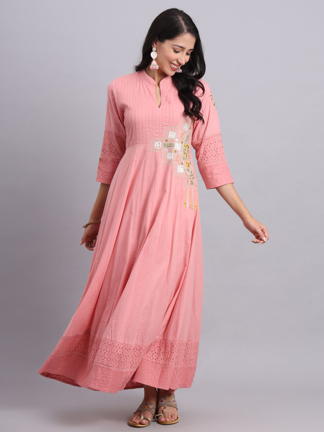 S JEE FABRICS Women Embroidered Thread Work Anarkali Kurta