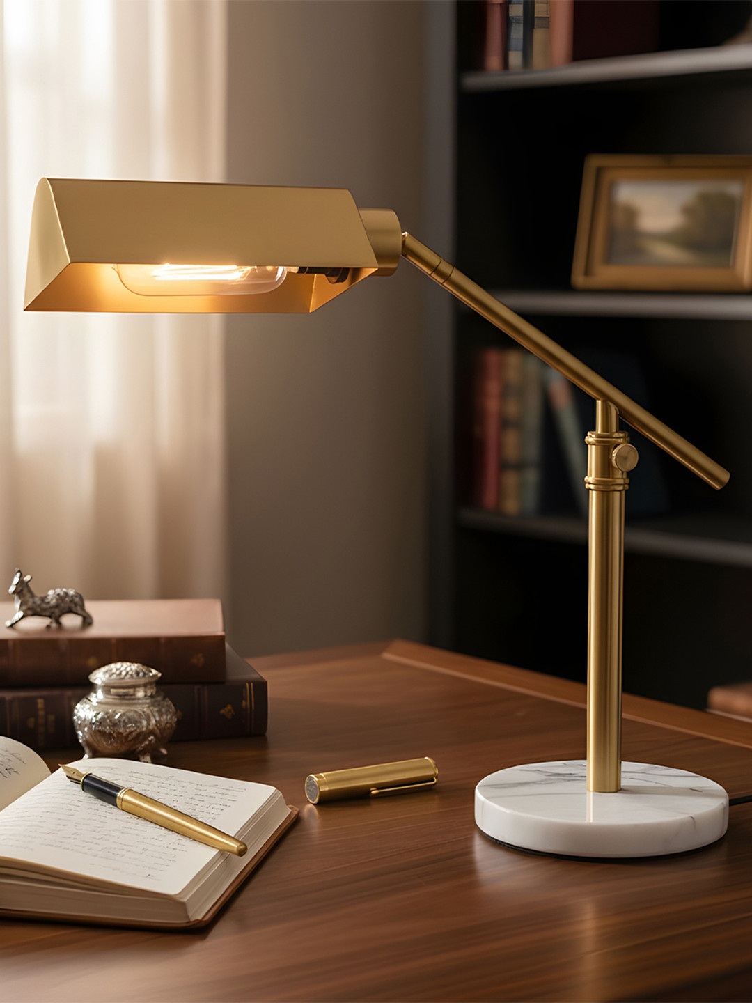 AARVI DECOR STUDIO Gold-Toned Adjustable Triangle Shaped Table Lamp