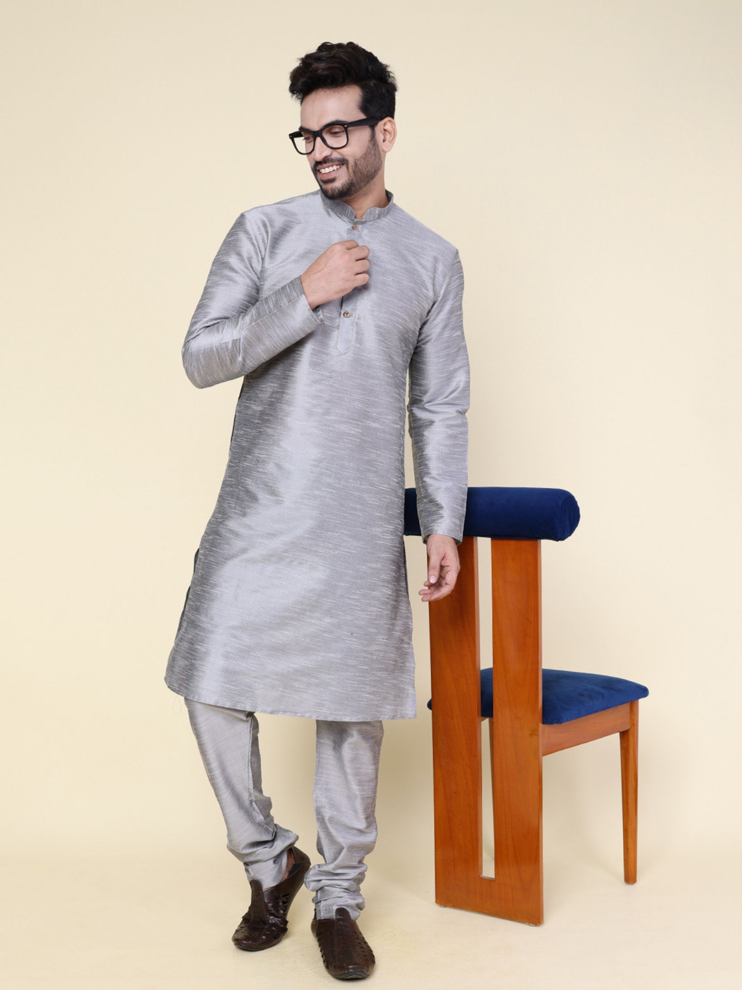 W & G Men Mandarin Collar Silk Blend Regular Fit Soft Kurta