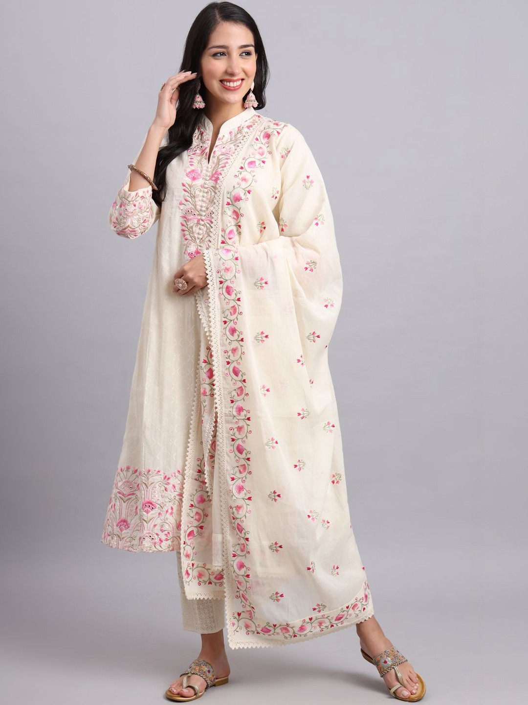 PREMANAND Women Floral Embroidered Regular Thread Work Pure Cotton Kurta with Trousers & With Dupatta