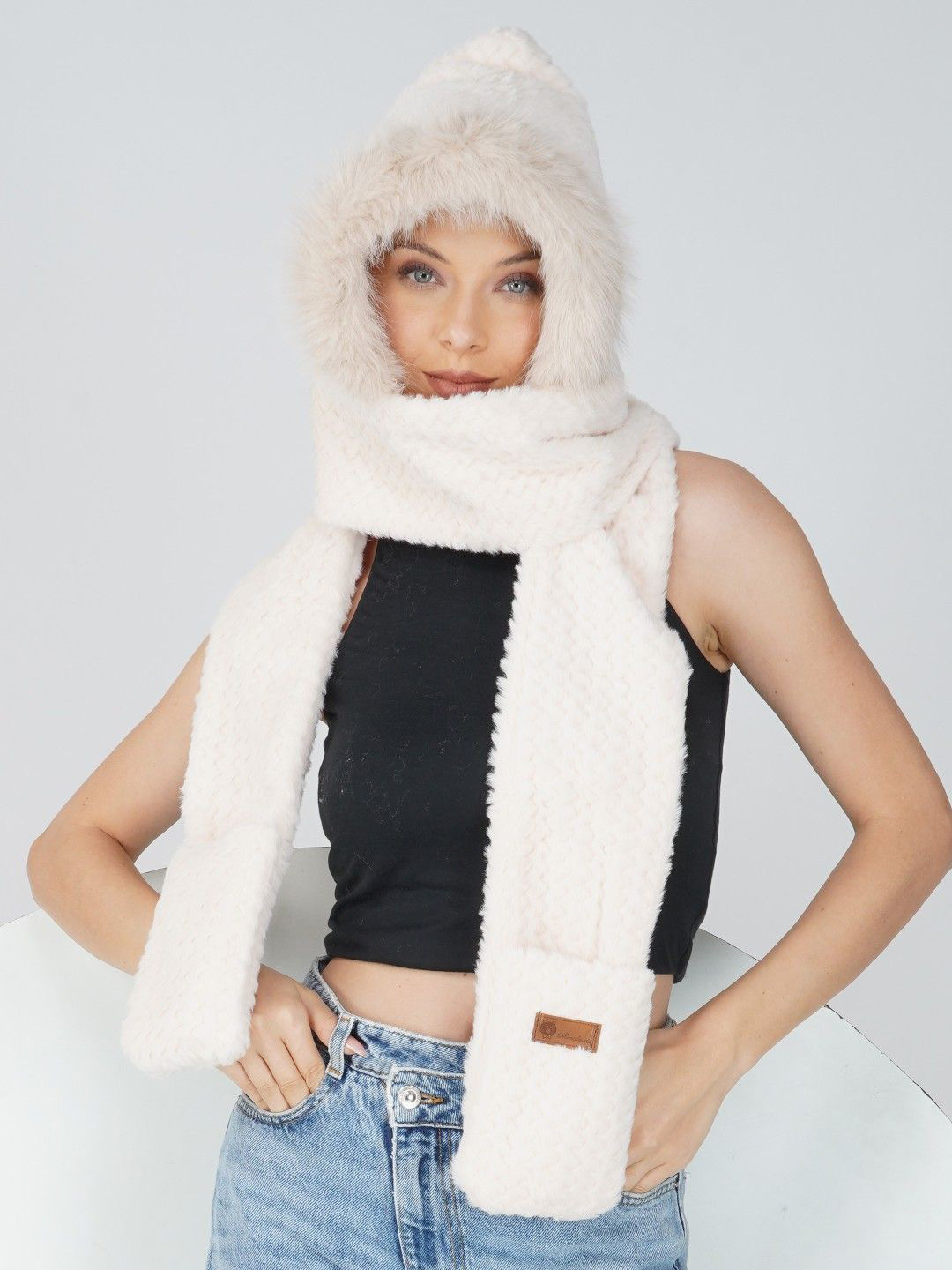 Poftik Women Woollen Hoodie Hat Scarf Gloves Set