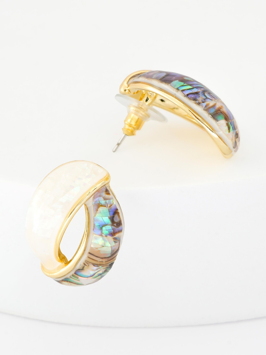 MAHTTAB Oval Studs Earrings
