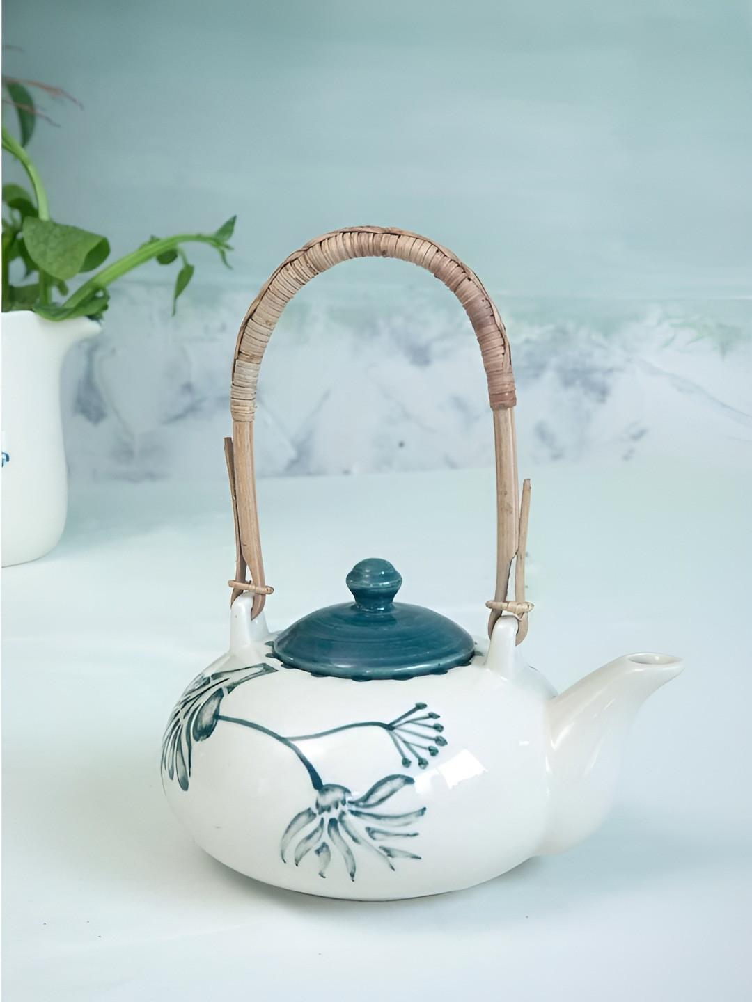 FREEDOM TREE Montane White Floral Printed Dishwasher & Microwave Safe Ceramic Kettle