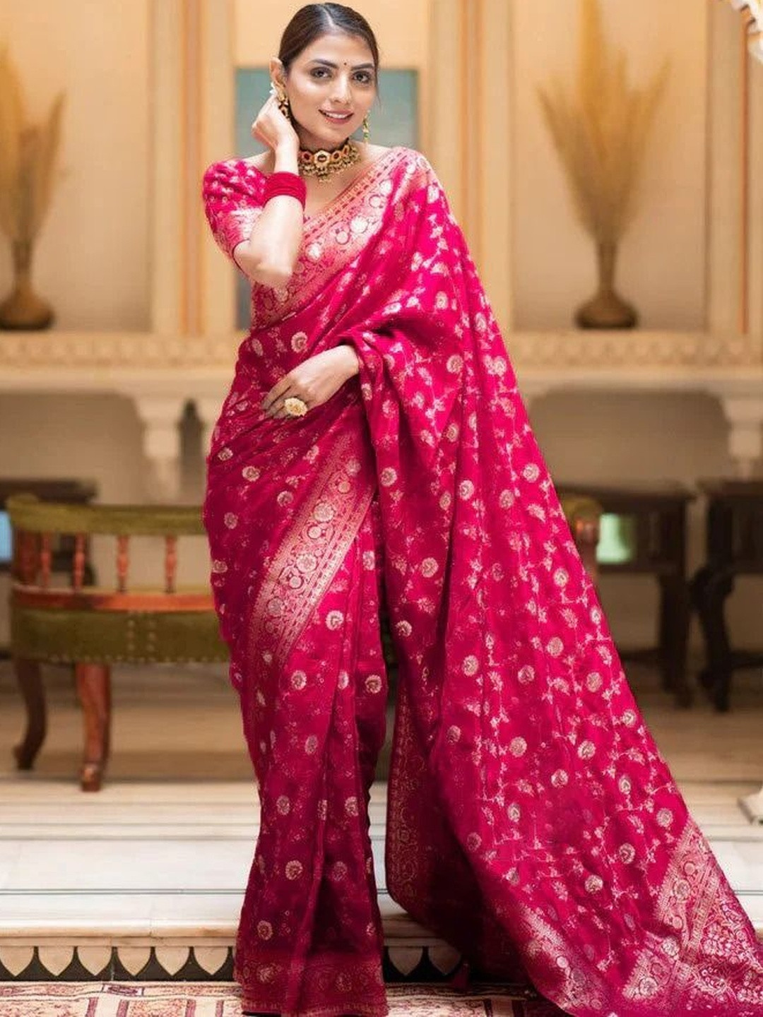VASTRAAVEDAA Woven Design Zari Banarasi Saree With Blouse Piece