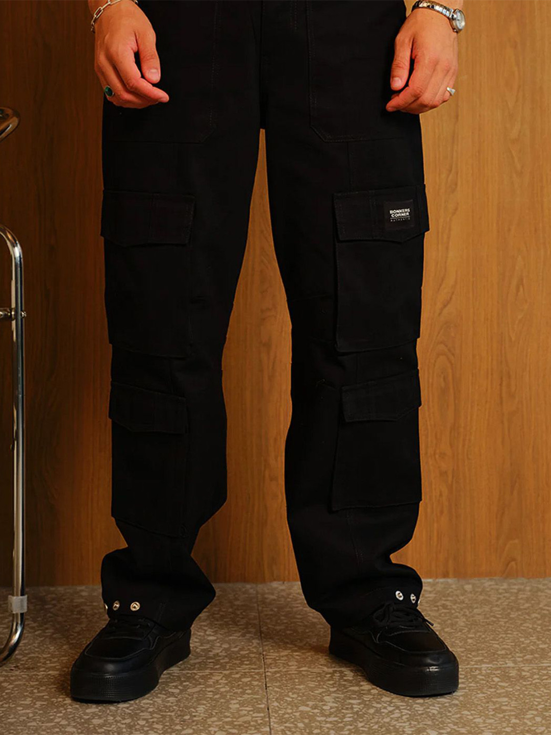 Bonkers Corner Men Onyx 8 Pockets Cargo Pant