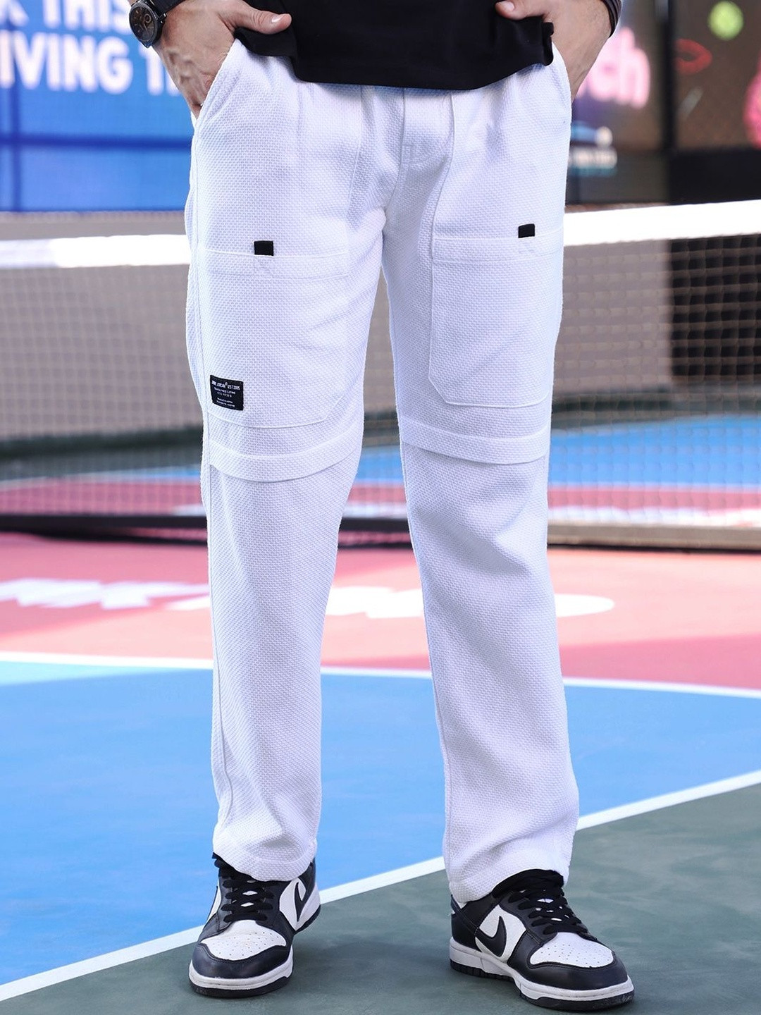 JIMMY & JORDAN Men Regular Fit Easy Wash Cargos Trousers