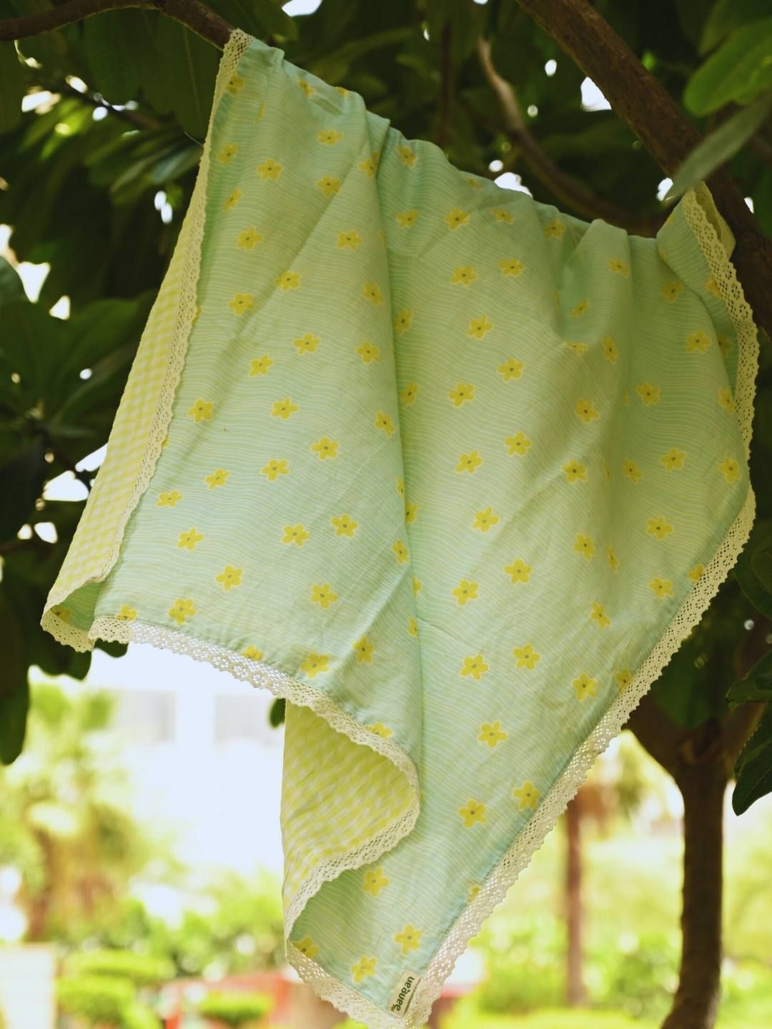 The Aangan Infants Green & Yellow Floral Printed 210 GSM Pure Cotton Dohar