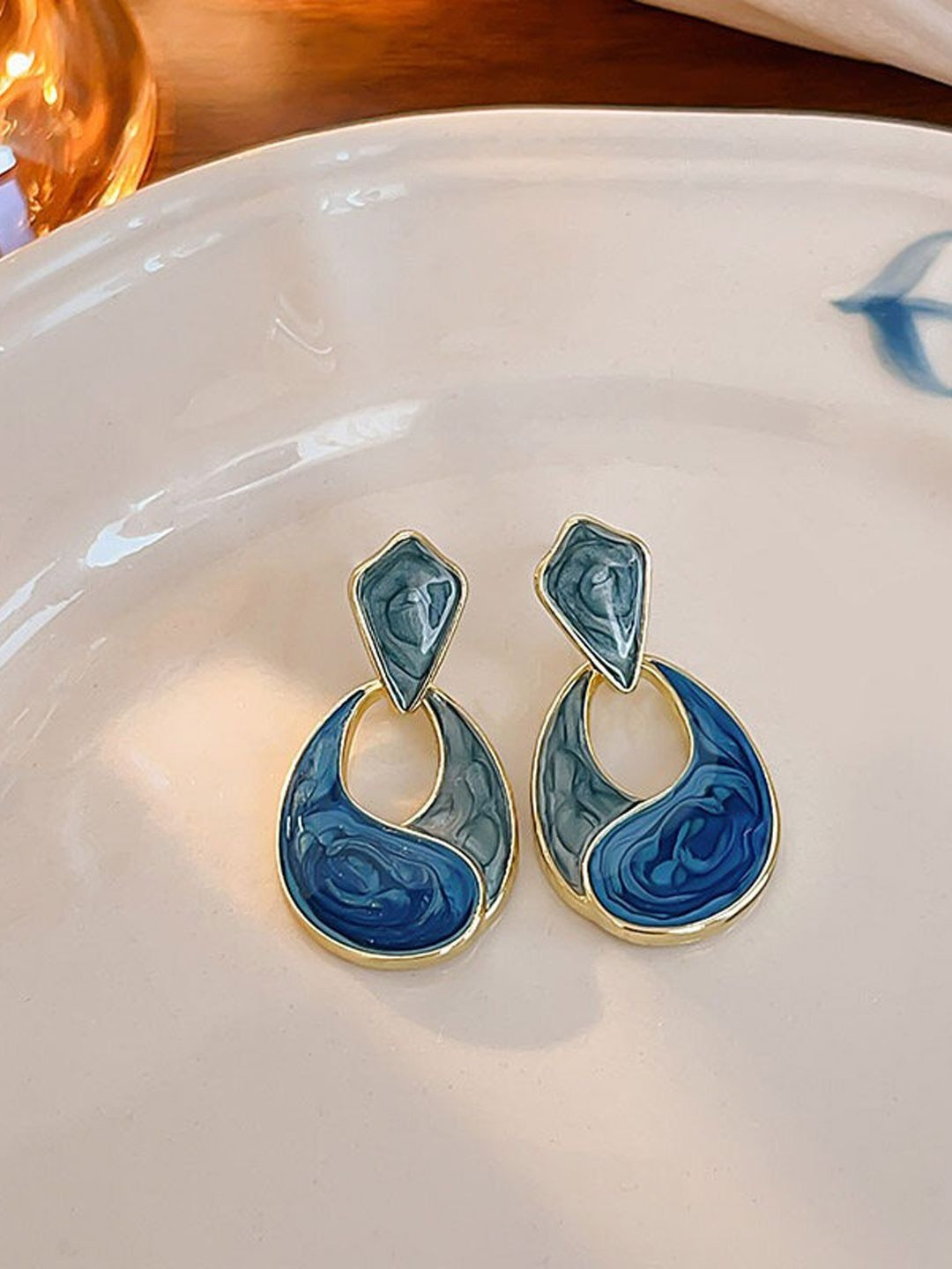 BEYTER Enamelled Geometric Shaped Resin Drop Earrings