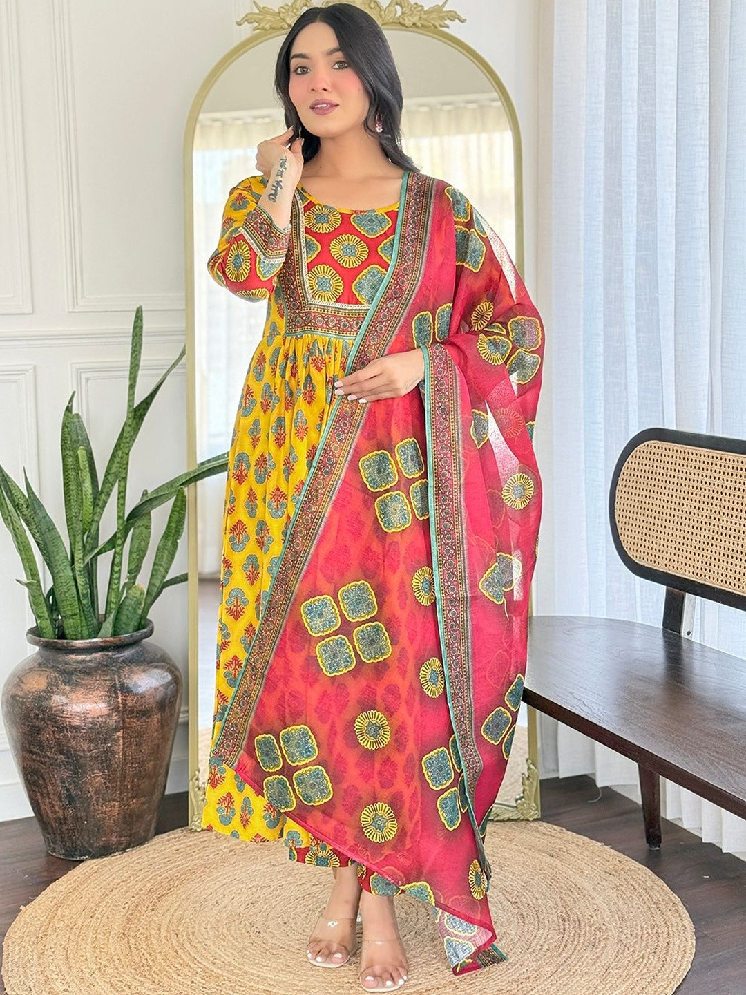 ejoty fashion Women Ethnic Motifs Printed Panelled Kurta with Pyjamas & With Dupatta