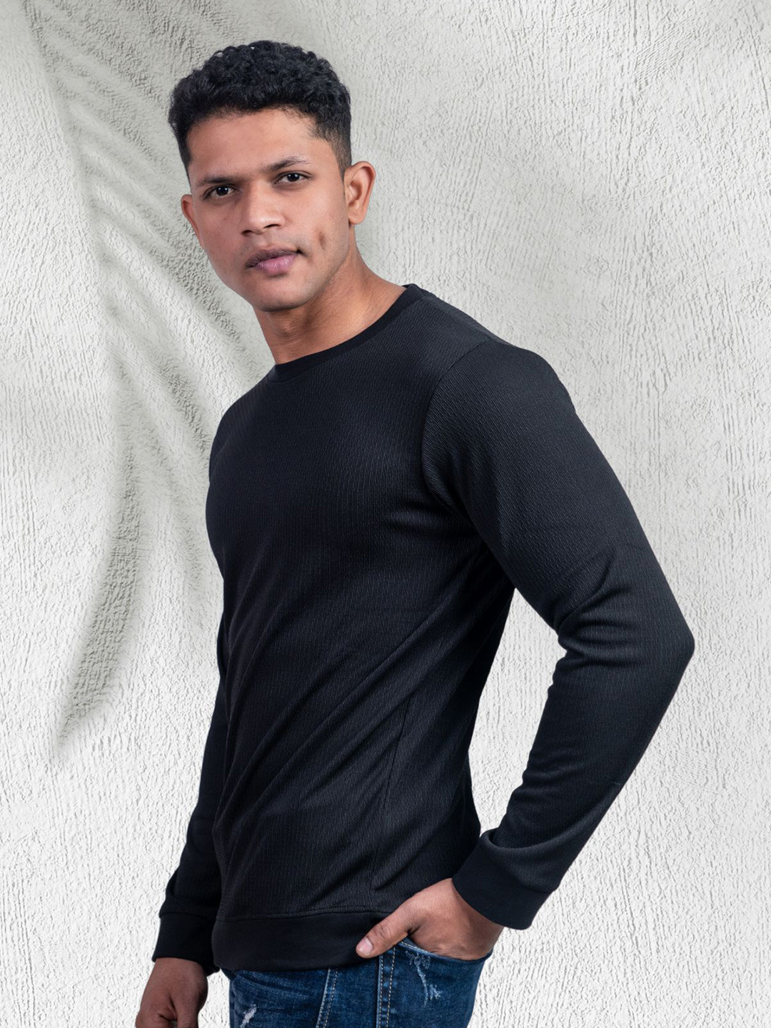 LYNX Men Black Solid Sweatshirt