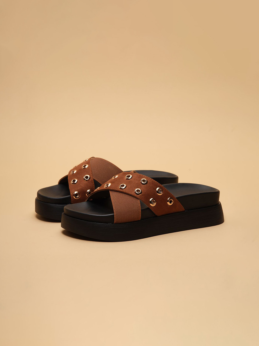ERIDANI Women Embellished Open Toe Bennett Casual Flatforms Heels Sandals