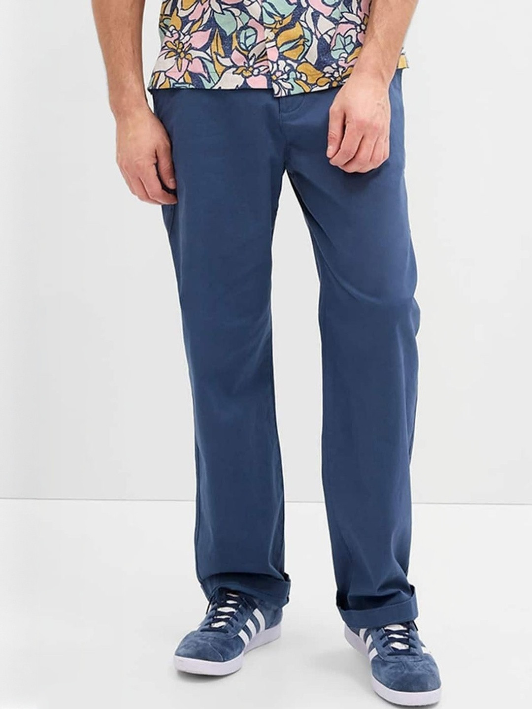 GAP Men Relaxed Fit Easy Wash Trousers