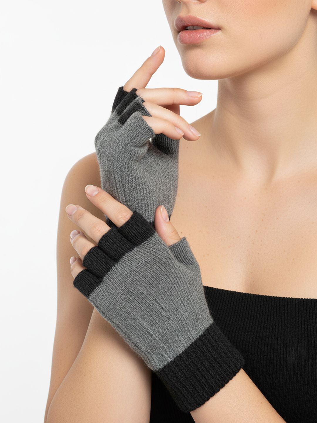 Moda Rapido Women Colourblocked Wool Fingerless Gloves