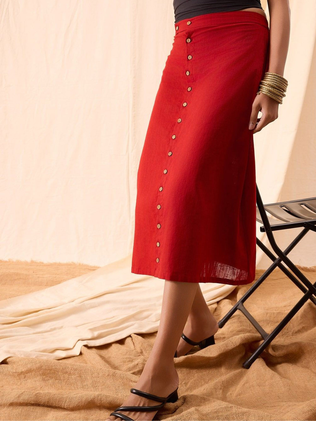 Nilam India Women Cotton Midi-Length A-Line Skirts With Button Detail