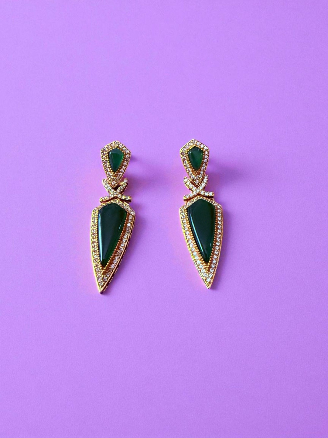 House of Pataudi Gold-Plated Emerald-Studded Geometric Shaped Drop Earrings