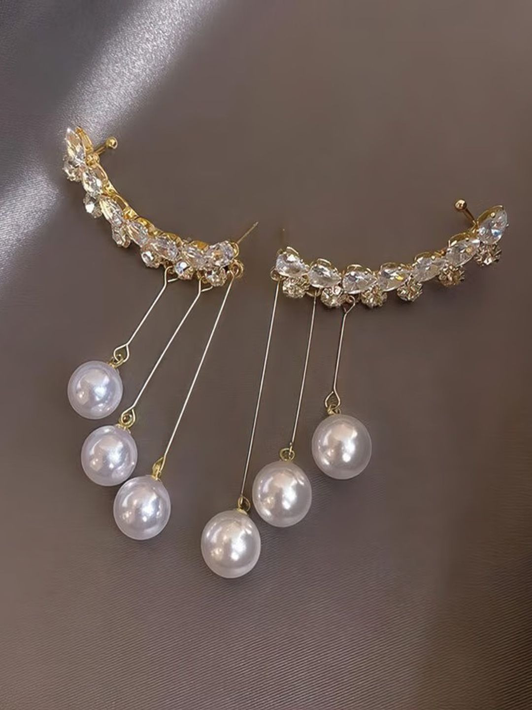 BEYTER Crystals Studded And Pearls Beaded Tassels Contemporary Shaped Ear Cuff