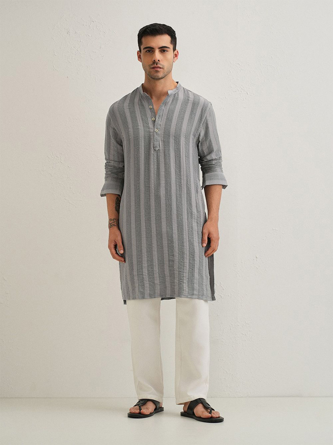 Banana Club Men Vertical Striped Kurta
