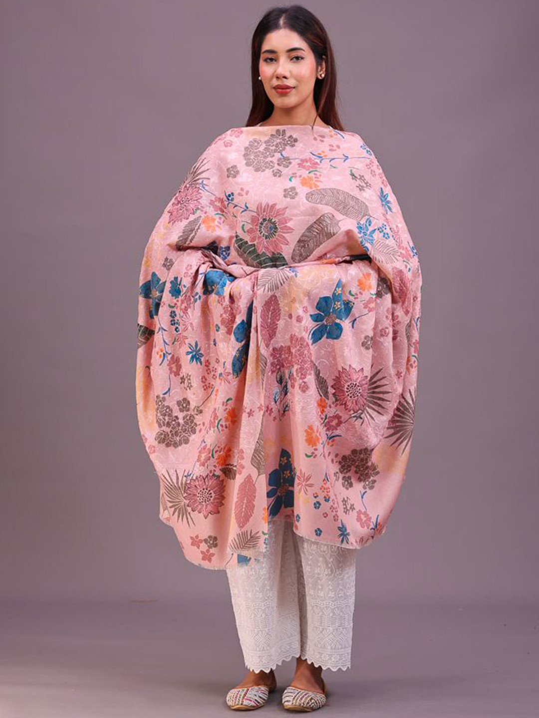 SWI Stylish Floral Aari Embroidered Thread Work Pashmina Pure Woollen Shawl