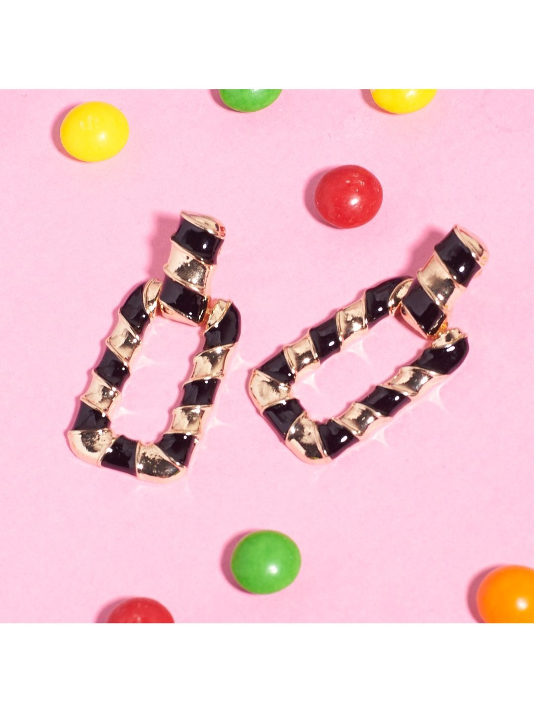 SALTY Black & White Checked & Lock Retro Necklace & Earrings