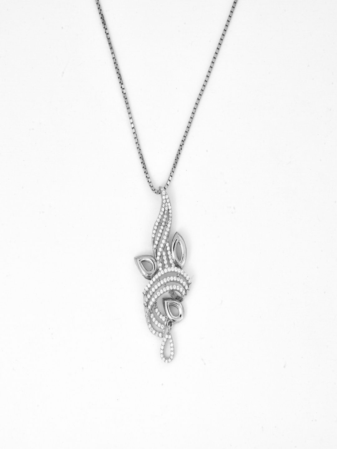 Vinayak Jewellers Woman 925 Sterling Silver The Zirconian Glam Necklace Set