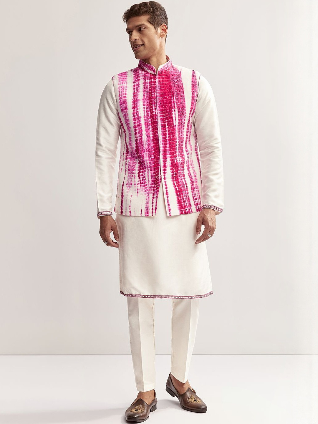 KALKI Fashion Men Solid Kurta with Trousers & Nehru Jacket