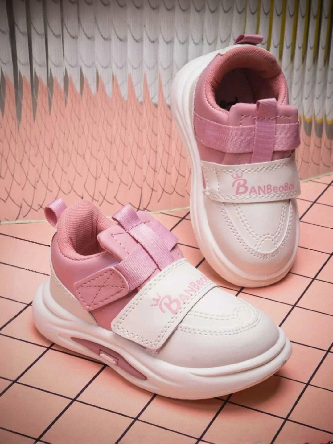 BAESD Kids Colourblocked Sneakers with Double Velcro