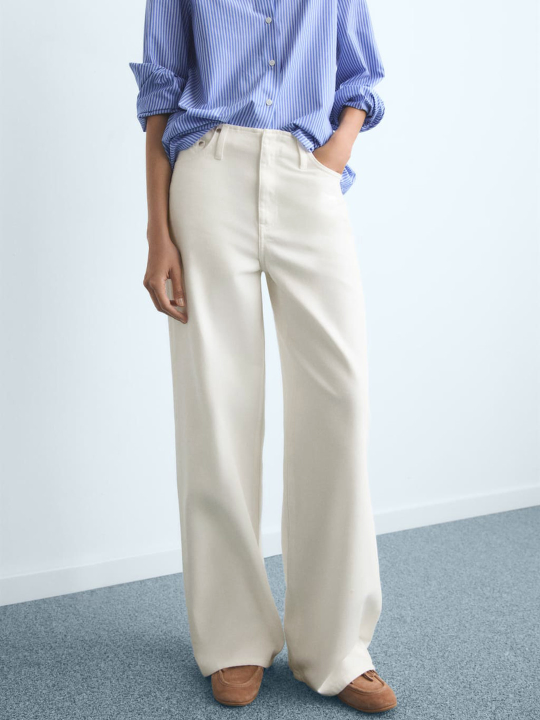 MANGO Women Regular Fit Low-Rise Wide Leg Jeans