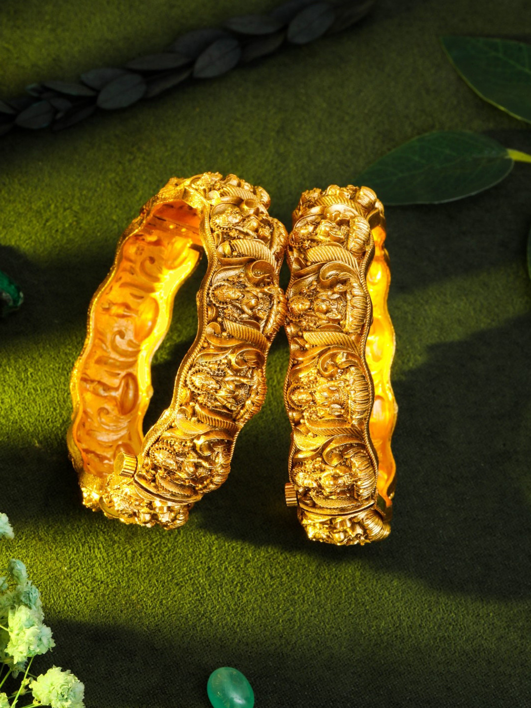 South Temple Jewellery Set of 2 Gold-Plated Temple Bangles