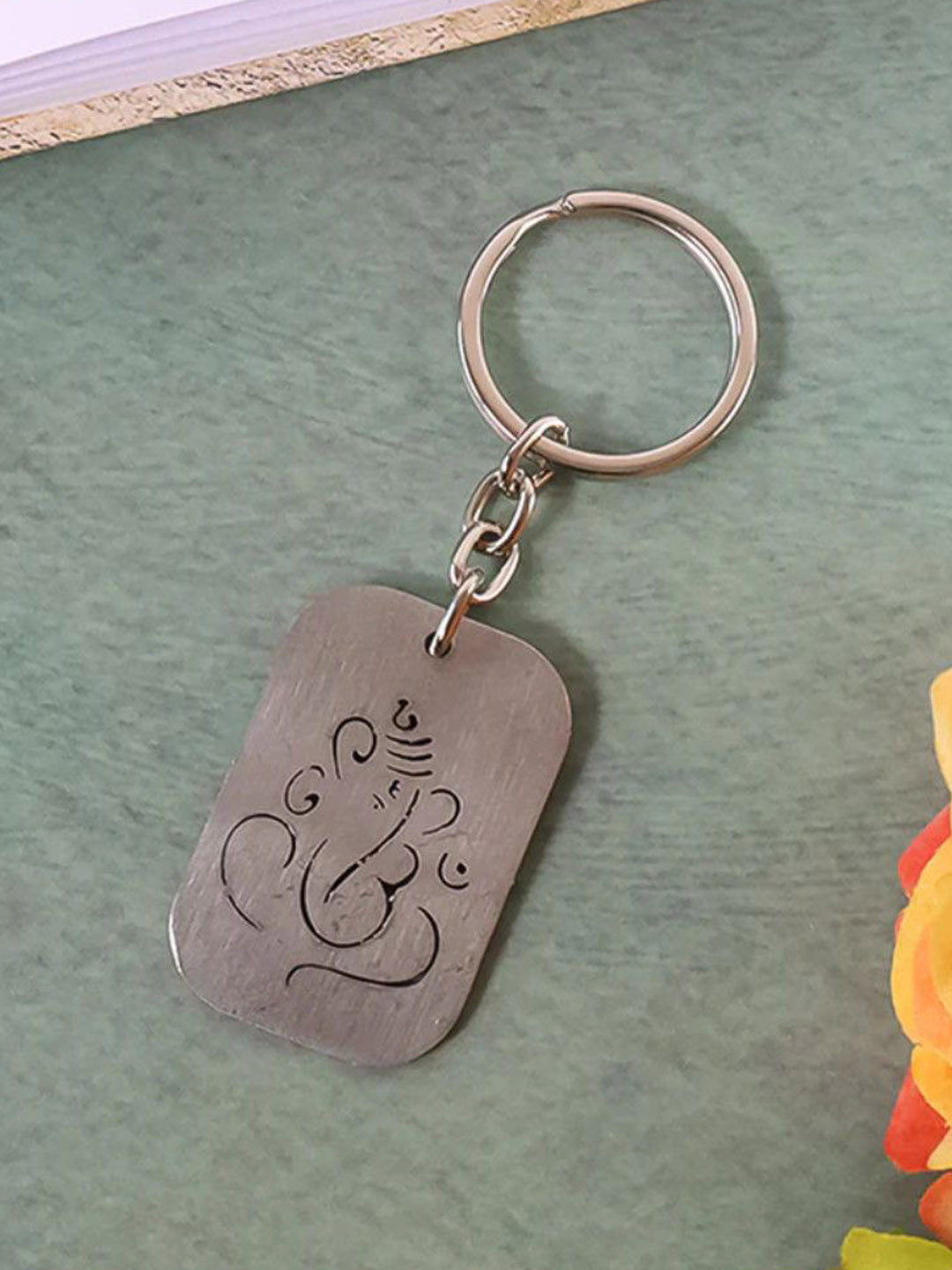 DeoDap Textured Key Chain