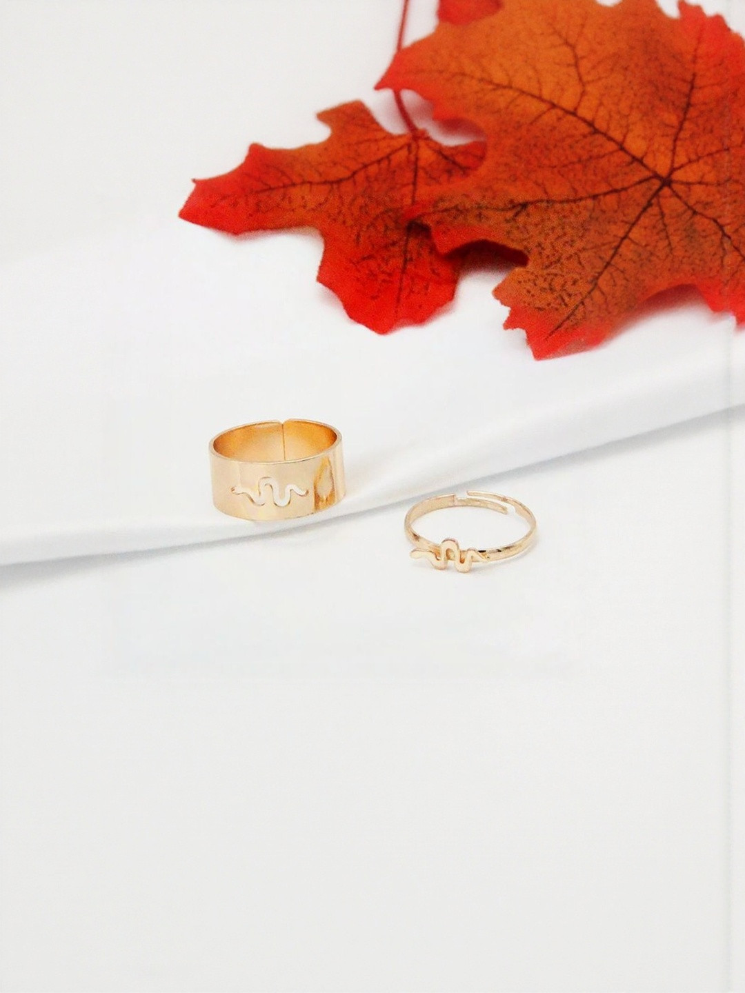 DressBerry Set Of 2 Gold-Plated Couple Finger Rings