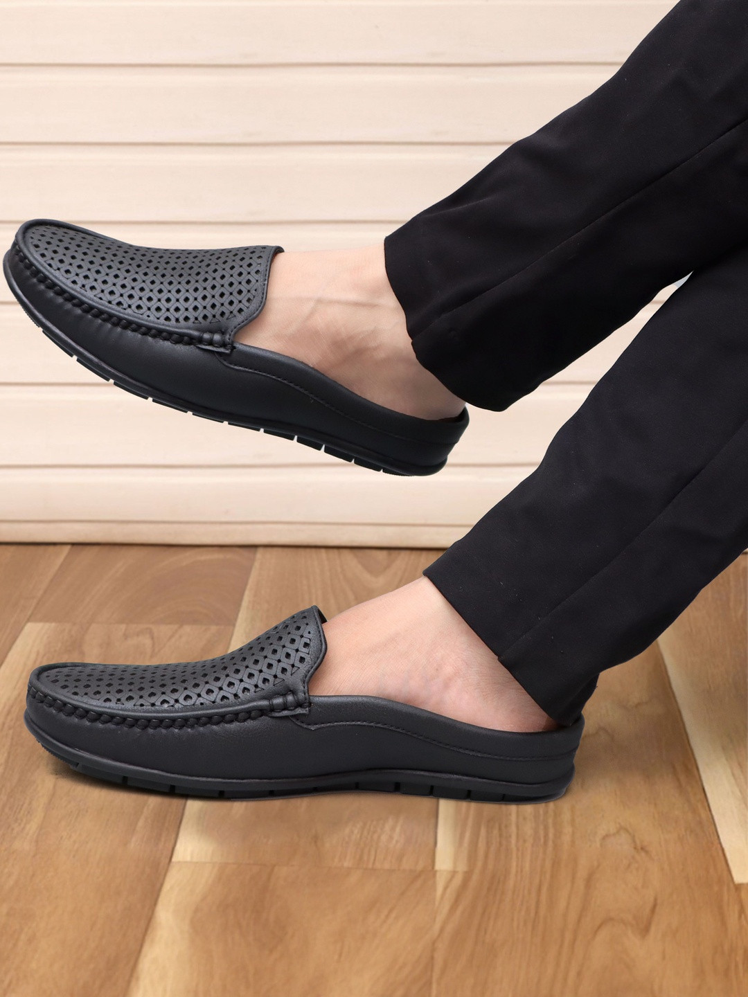 SHUAN Men Perforations Round Toe Half Brogues Loafers