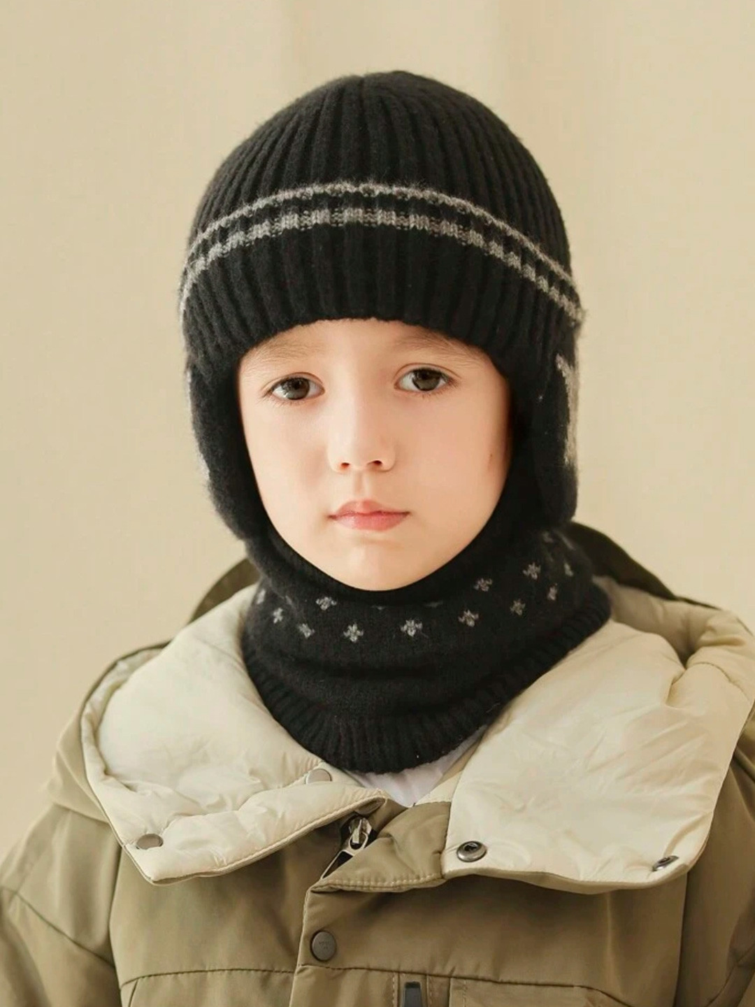 Ziory Kids  Set Of 2 Star Designed Beanie Cap & Scarf Set