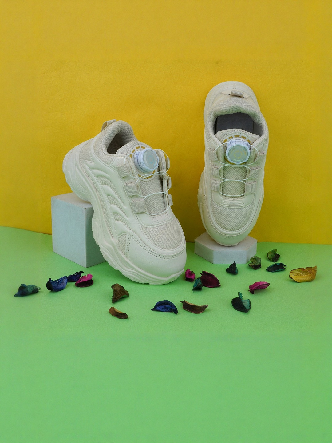 BAESD Girls Textured Chunky Sole Lightweight Sneakers