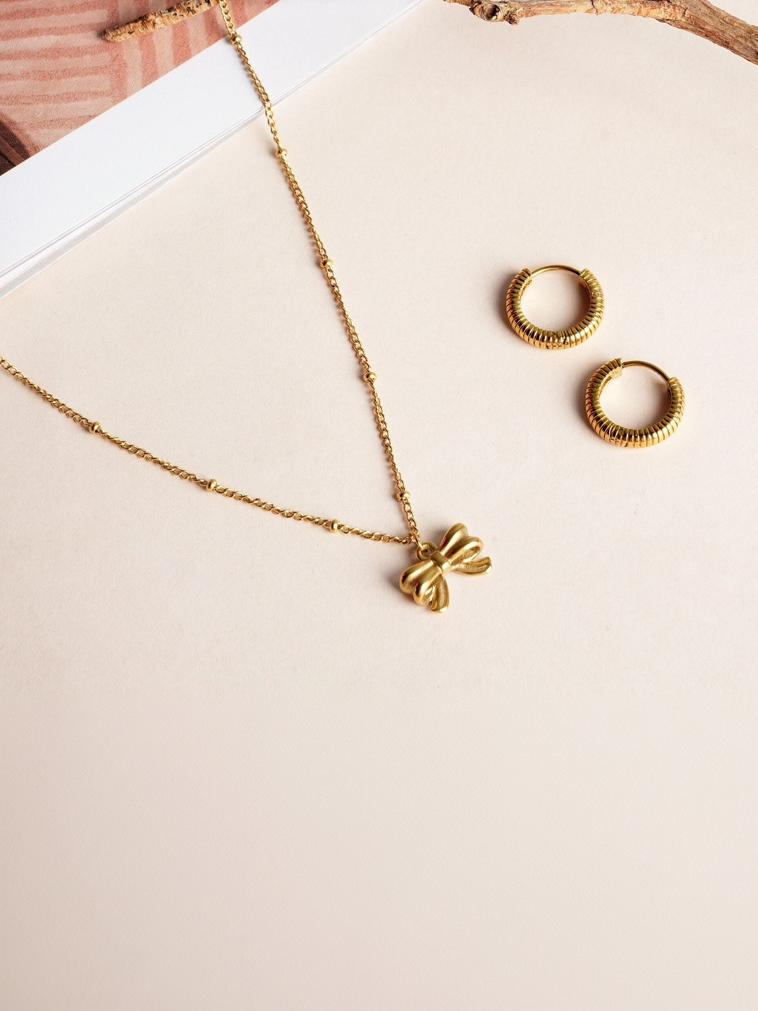 PALMONAS Stainless Steel Classic Textured Hoops & Ribbon Pendant Necklace With Warrings