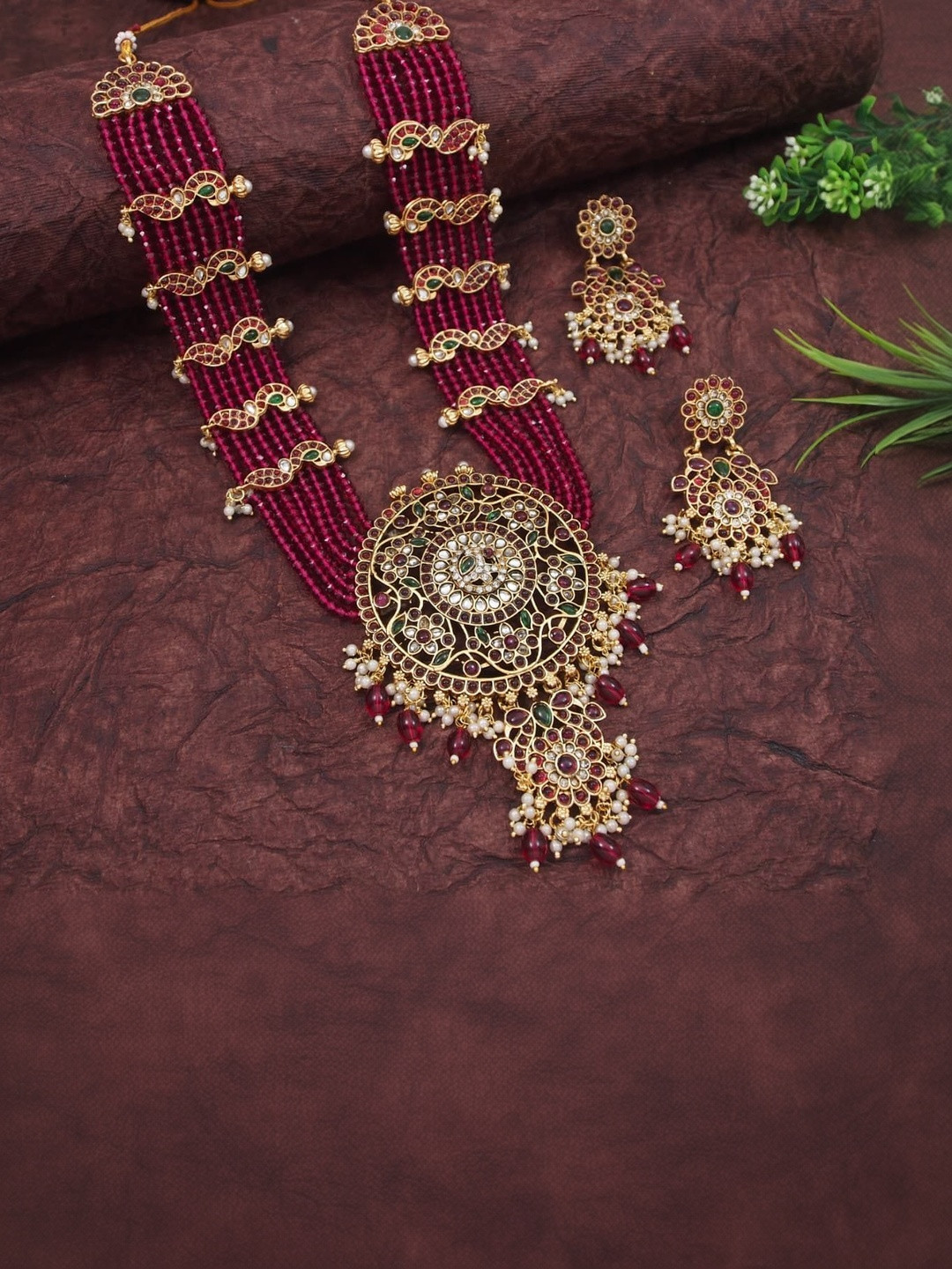 House of Pataudi Gold-Plated Kundan-Studded & Beaded Layered Rani Haar Jewellery Set